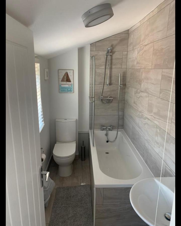 Beautiful Room In Apartment Near Town Centre Rugby Exteriör bild